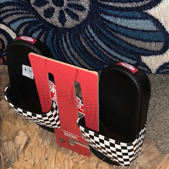 Vans “Checkered Off the Wall” Slide-On - Picture 3 of 8